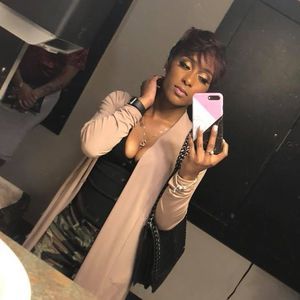 Meet your Posher, Lanitra